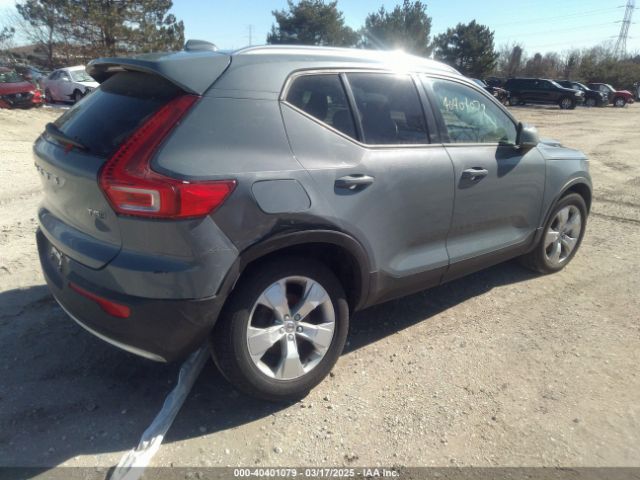 YV4162UK6N2747556 Volvo Xc40 T5 Momentum