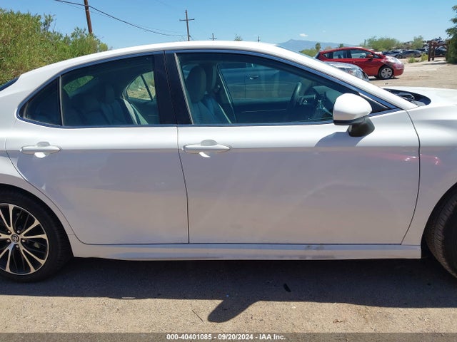 Toyota CAMRY SE 2018 4T1B11HK2JU537458 Image 13