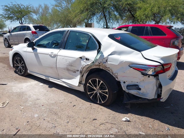 Toyota CAMRY SE 2018 4T1B11HK2JU537458 Image 3