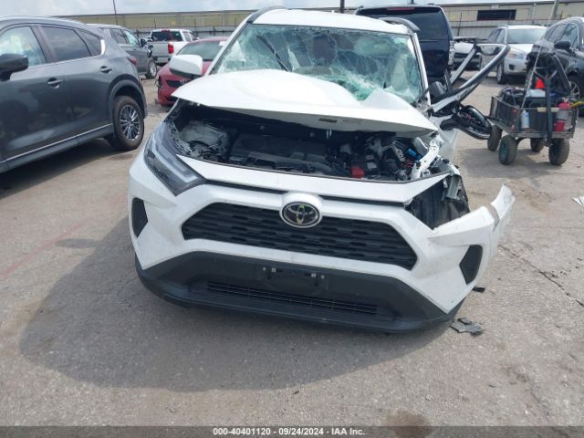 2T3W1RFV0NC199831 Toyota Rav4 Xle