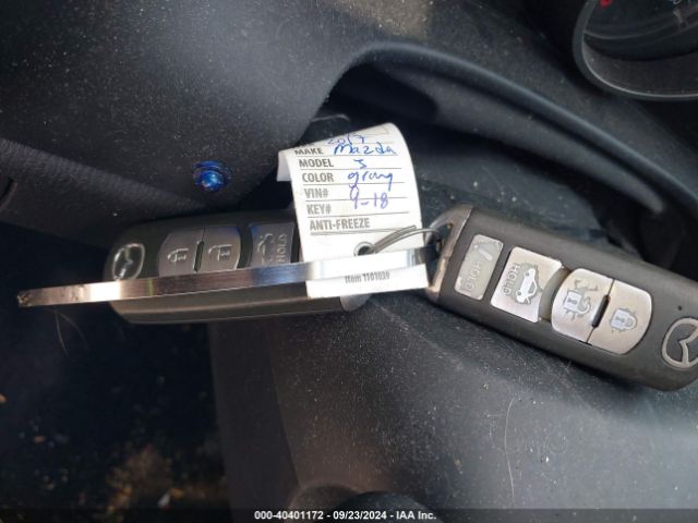 JM1BN1V73H1105675 Mazda Mazda3 Touring