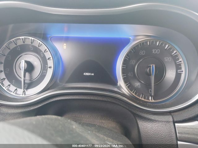 2C3CCAAG1LH230043 Chrysler 300 Touring