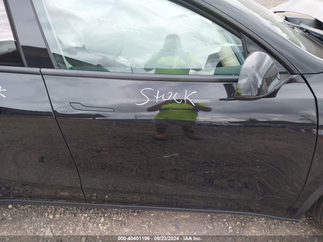 2022 TESLA MODEL Y 7SAYGDEE2NF481570 Photo 4
