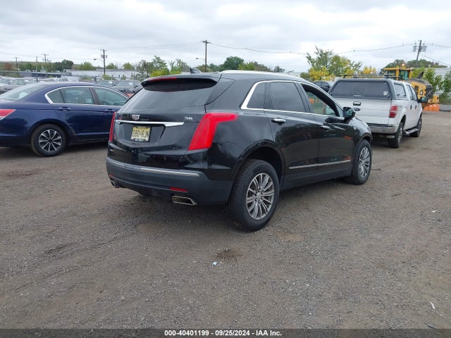2019 CADILLAC XT5 1GYKNDRS5KZ279573 Photo 3