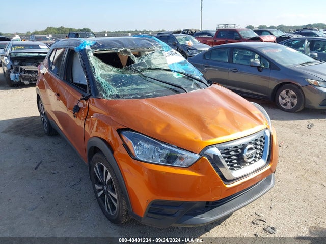 Nissan KICKS SV 2018 3N1CP5CUXJL525563 Image 1