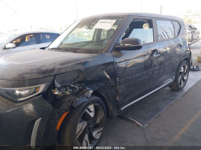 KNDJ53AU3P7840588 KIA Soul Gt-line