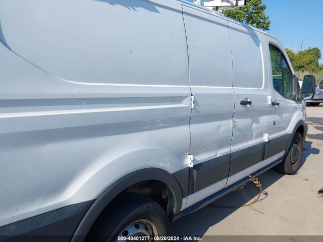 1FTYR1ZM3HKB42590 Ford Transit-250