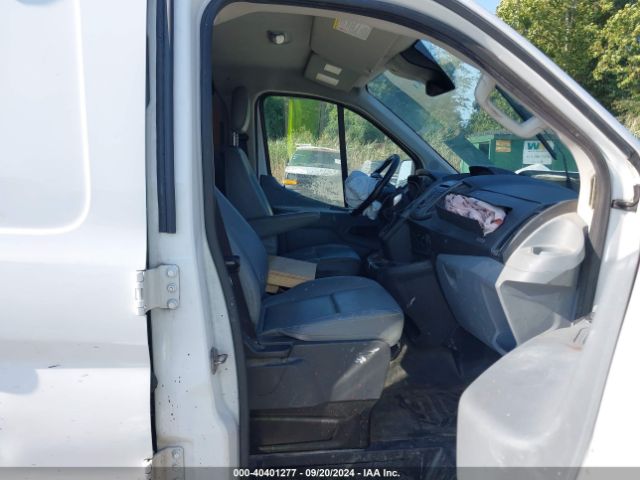 1FTYR1ZM3HKB42590 Ford Transit-250