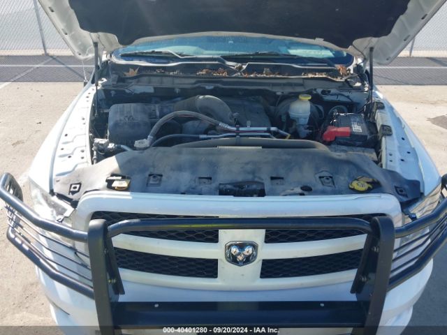 3C6RR7KT3HG618571 RAM 1500 Express  4x4 5'7 Box