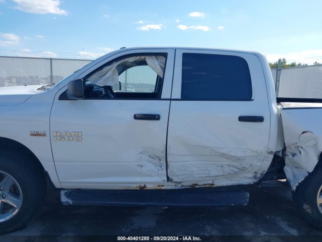 3C6RR7KT3HG618571 RAM 1500 Express  4x4 5'7 Box