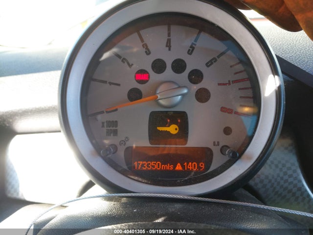 2007 MINI COOPER S WMWMF73557TT81916 Photo 6