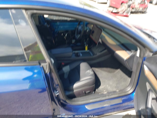 2022 TESLA MODEL 3 5YJ3E1EB1NF170391 Photo 4