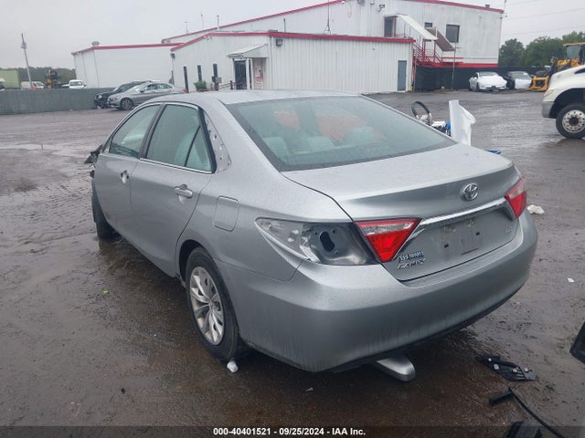 Toyota CAMRY LE 2016 4T4BF1FK6GR558607 Image 3