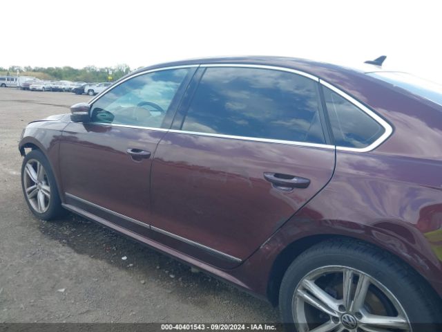 1VWCT7A33EC067507 Volkswagen Passat 1.8t Sel Premium