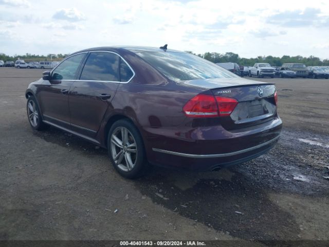 1VWCT7A33EC067507 Volkswagen Passat 1.8t Sel Premium