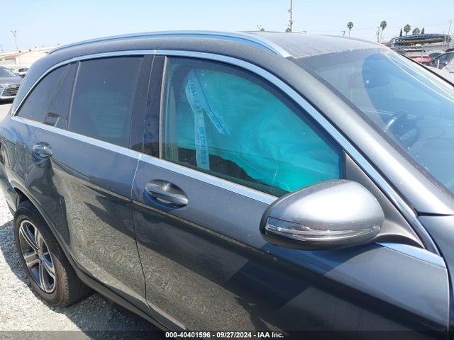 WDC0G4JB2KF631250 Mercedes-Benz GLC 300