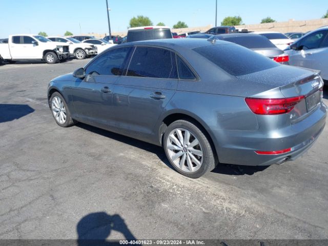 WAUGNAF44HN017640 Audi A4 2.0t Premium