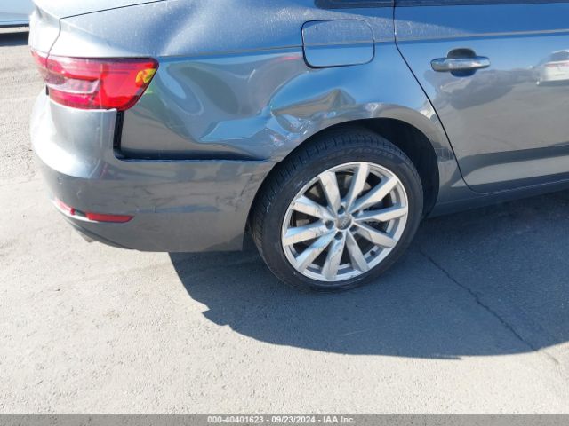 WAUGNAF44HN017640 Audi A4 2.0t Premium