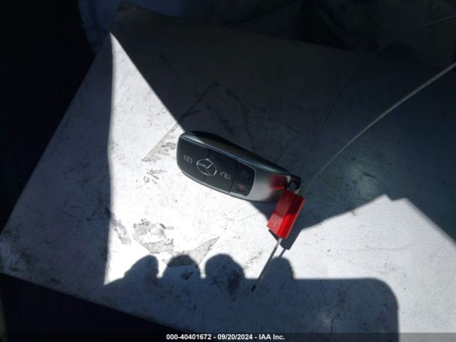 WDD3G4EB7KW001808 Mercedes-Benz A 220