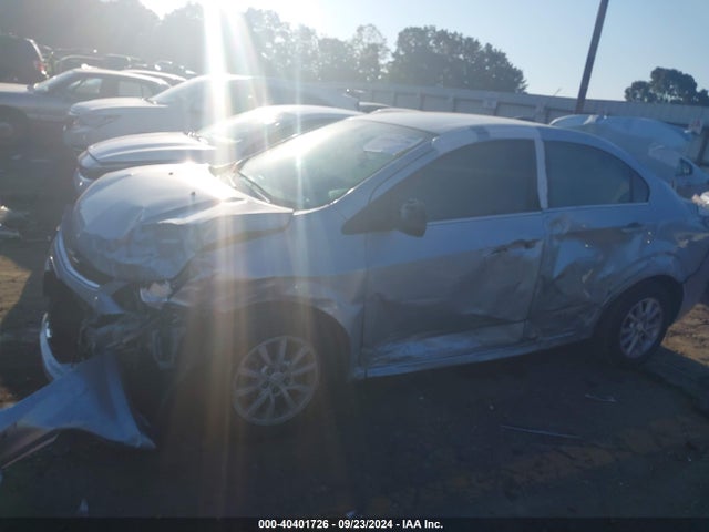 Chevrolet Sonic Lt Auto 2017 1G1JD5SH7H4108928 Image 6
