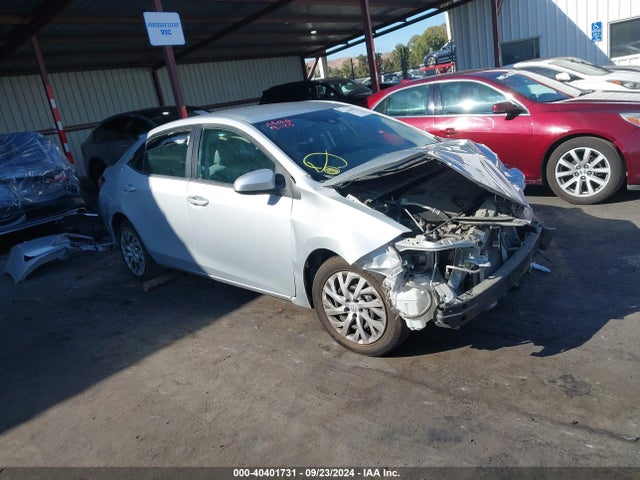 2017 2T1BURHE1HC858564 головне зображення