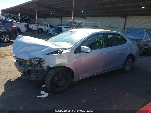 Toyota COROLLA LE 2017 2T1BURHE1HC858564 Image 2