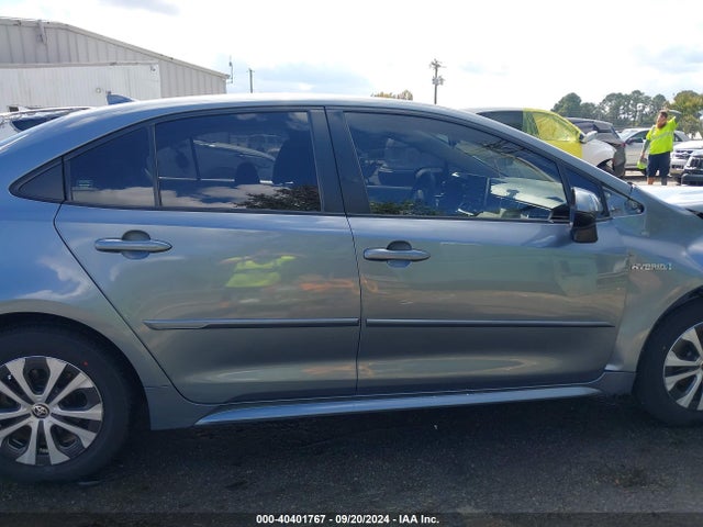 Toyota Corolla Hybrid Le 2021 JTDEAMDE8MJ031920 Image 13