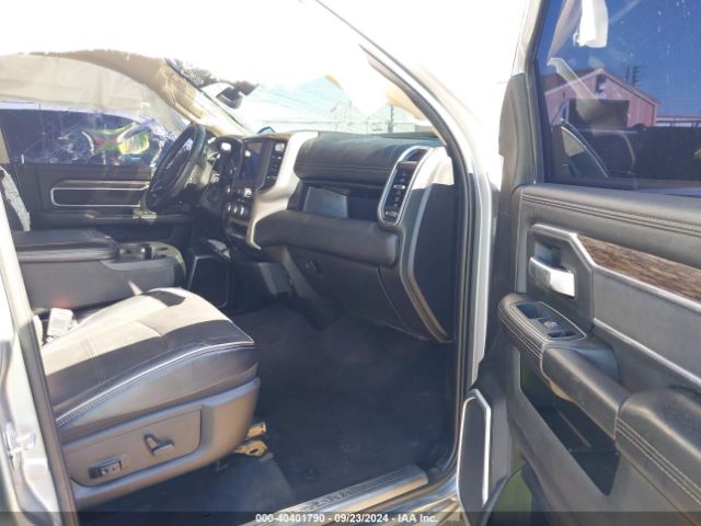 3C6UR5FLXLG236927 RAM 2500