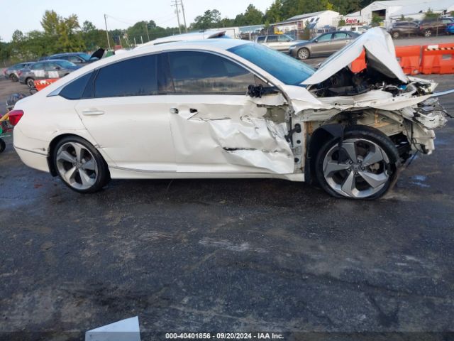 1HGCV1F93JA037342 Honda Accord Touring