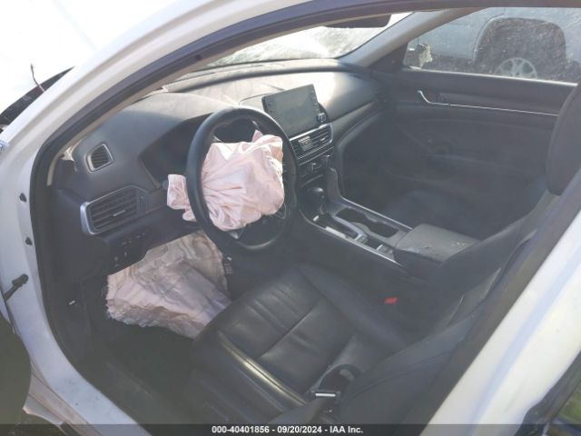 1HGCV1F93JA037342 Honda Accord Touring