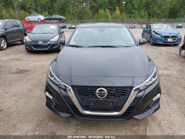 1N4BL4DW6NN330232 Nissan Altima Sv Intelligent Awd