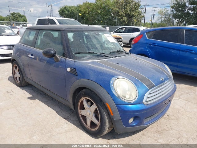 2007 MINI COOPER WMWMF33597TT51925 Photo 0