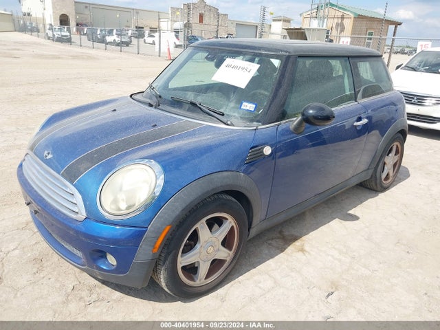 2007 MINI COOPER WMWMF33597TT51925 Photo 1