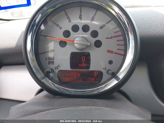 2007 MINI COOPER WMWMF33597TT51925 Photo 6