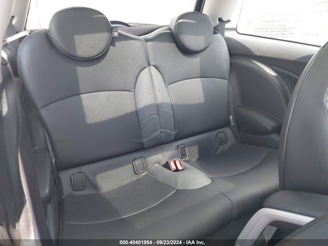 2007 MINI COOPER WMWMF33597TT51925 Photo 7
