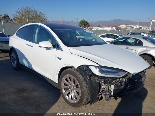 2016 TESLA MODEL X 5YJXCAE29GF002833 Photo 0