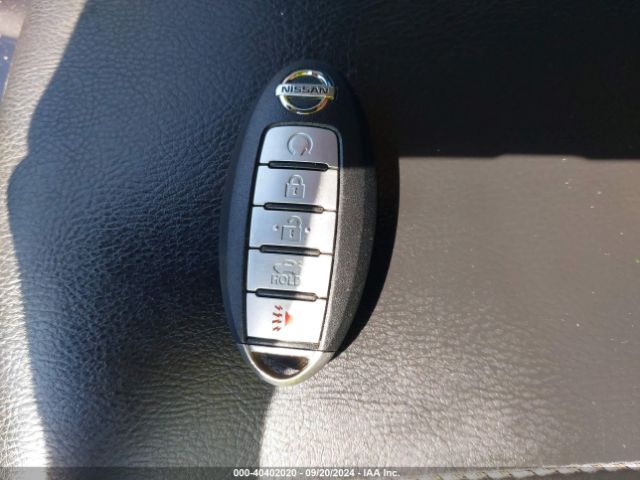 1N4AA6AP3HC394643 Nissan Maxima 3.5 Platinum