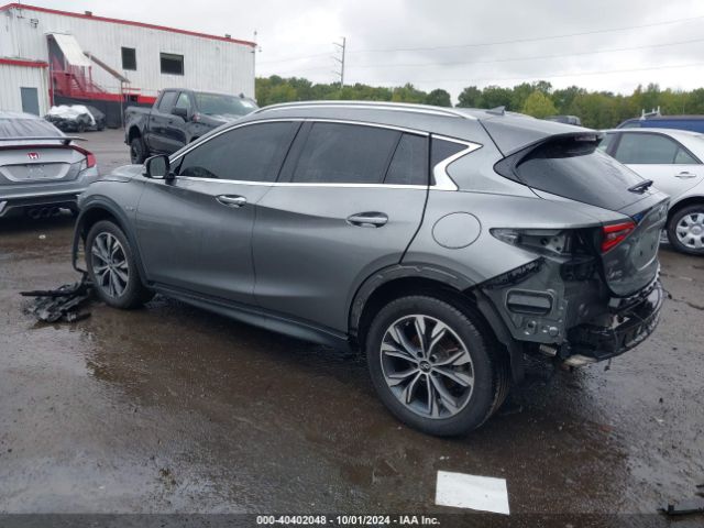 SJKCH5CR7JA048245 Infiniti Qx30 Premium