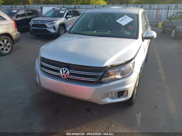 WVGBV3AX9EW542429 Volkswagen TIGUAN SE