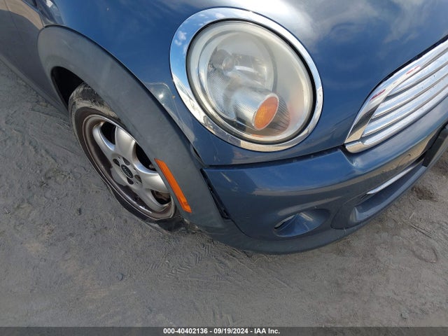 2011 MINI COOPER WMWSU3C58BT252034 Photo 5