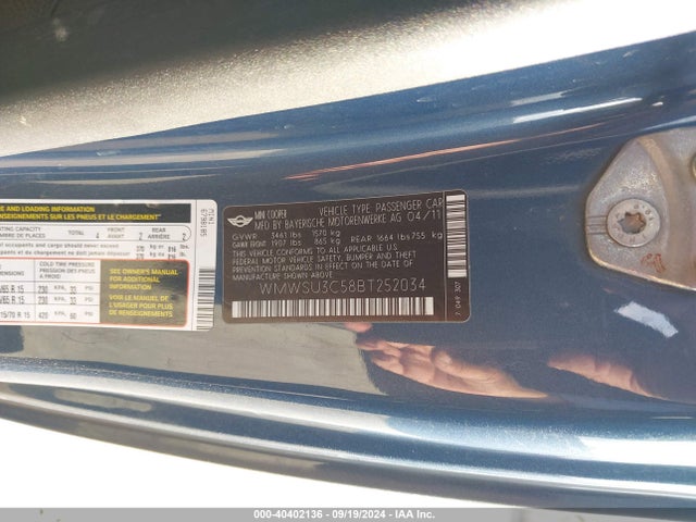 2011 MINI COOPER WMWSU3C58BT252034 Photo 8