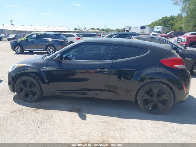 Hyundai Veloster Value Edition 2017 KMHTC6AD7HU318352 Image 14