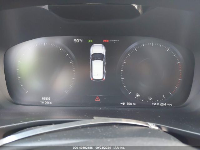 YV4162UK9K2113234 Volvo Xc40 T5 Momentum