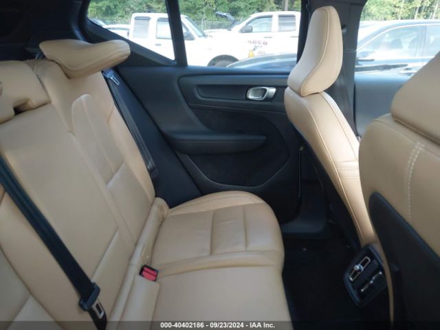 YV4162UK9K2113234 Volvo Xc40 T5 Momentum
