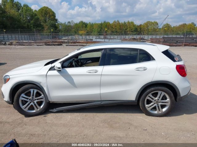 WDCTG4GB7KU001675 Mercedes-Benz Gla 250 4matic