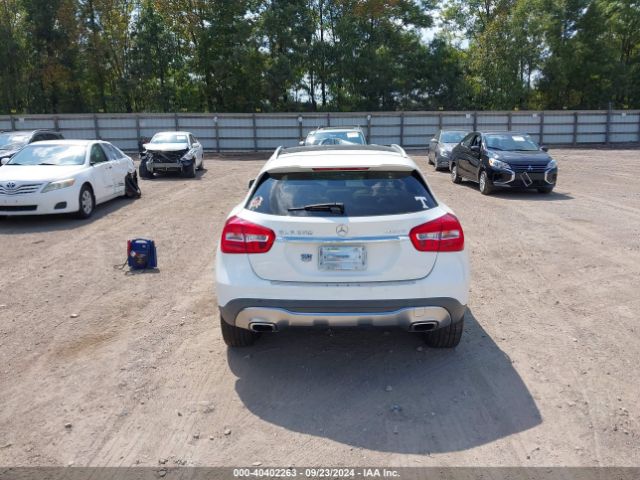WDCTG4GB7KU001675 Mercedes-Benz Gla 250 4matic