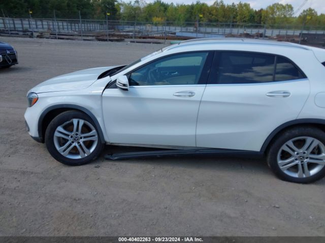 WDCTG4GB7KU001675 Mercedes-Benz Gla 250 4matic