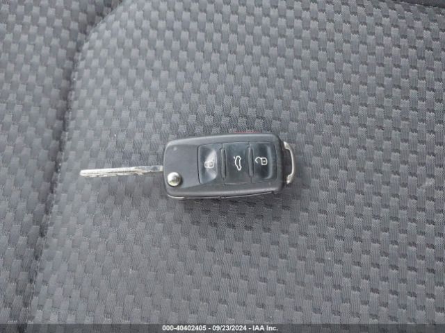 1VWAS7A38EC094373 Volkswagen Passat 1.8t S