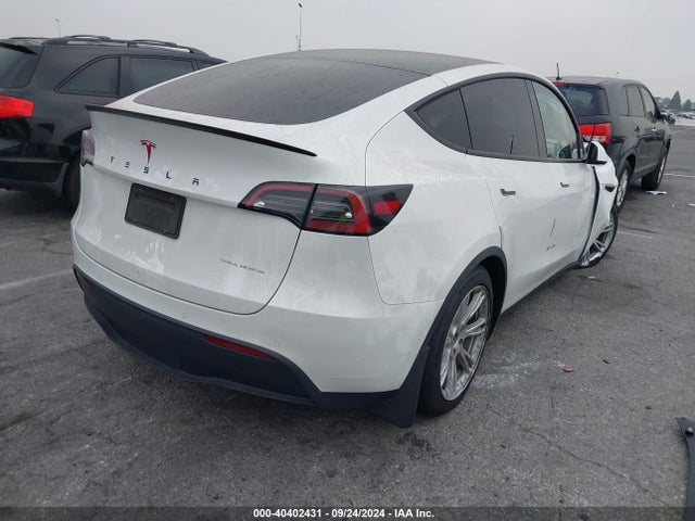 2021 TESLA MODEL Y 5YJYGDEE4MF161775 Photo 3