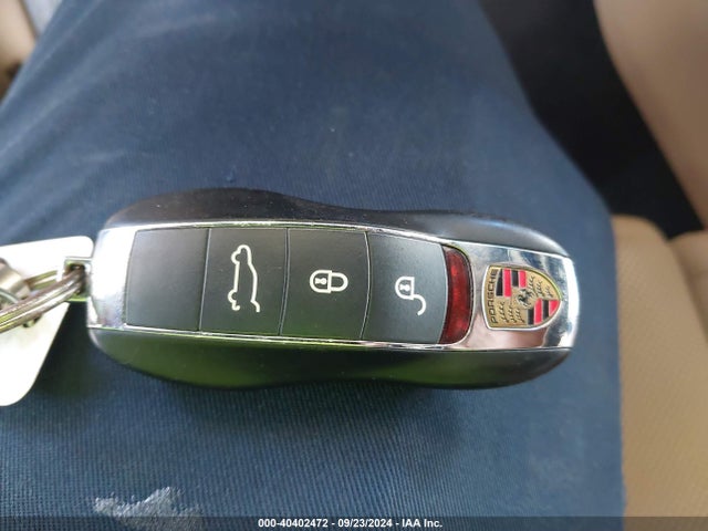 2019 PORSCHE MACAN WP1AA2A51KLB00728 Photo 10